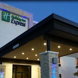 Holiday Inn Express & Suites - Oklahoma City Airport By Ihg